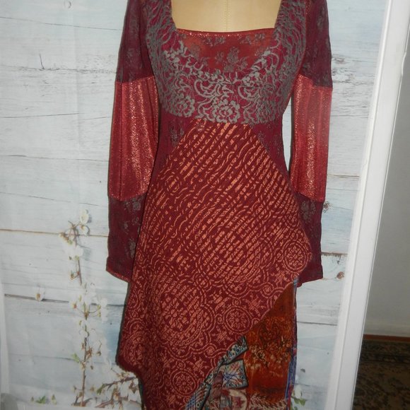 Save the Queen - Picture 6 of 8